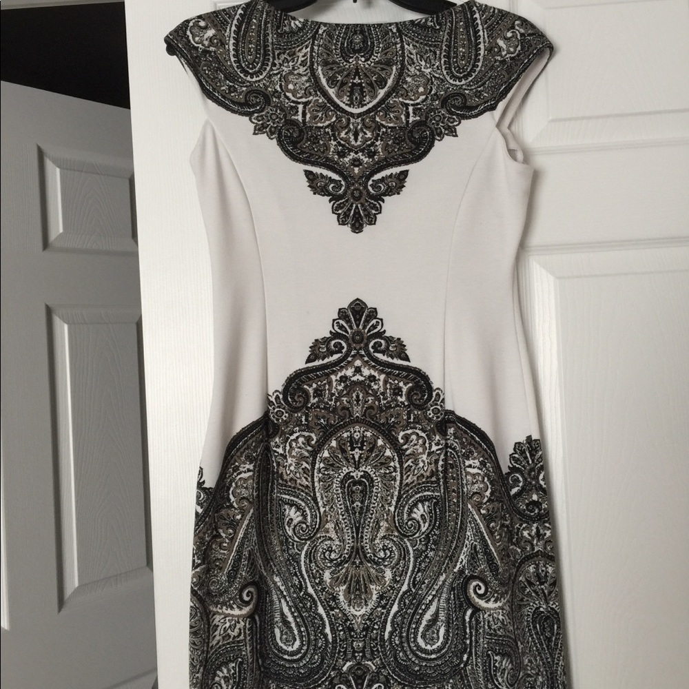 Dress, white with black & Brown, Size 6P.